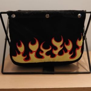 The Widgets Factory magazine holder